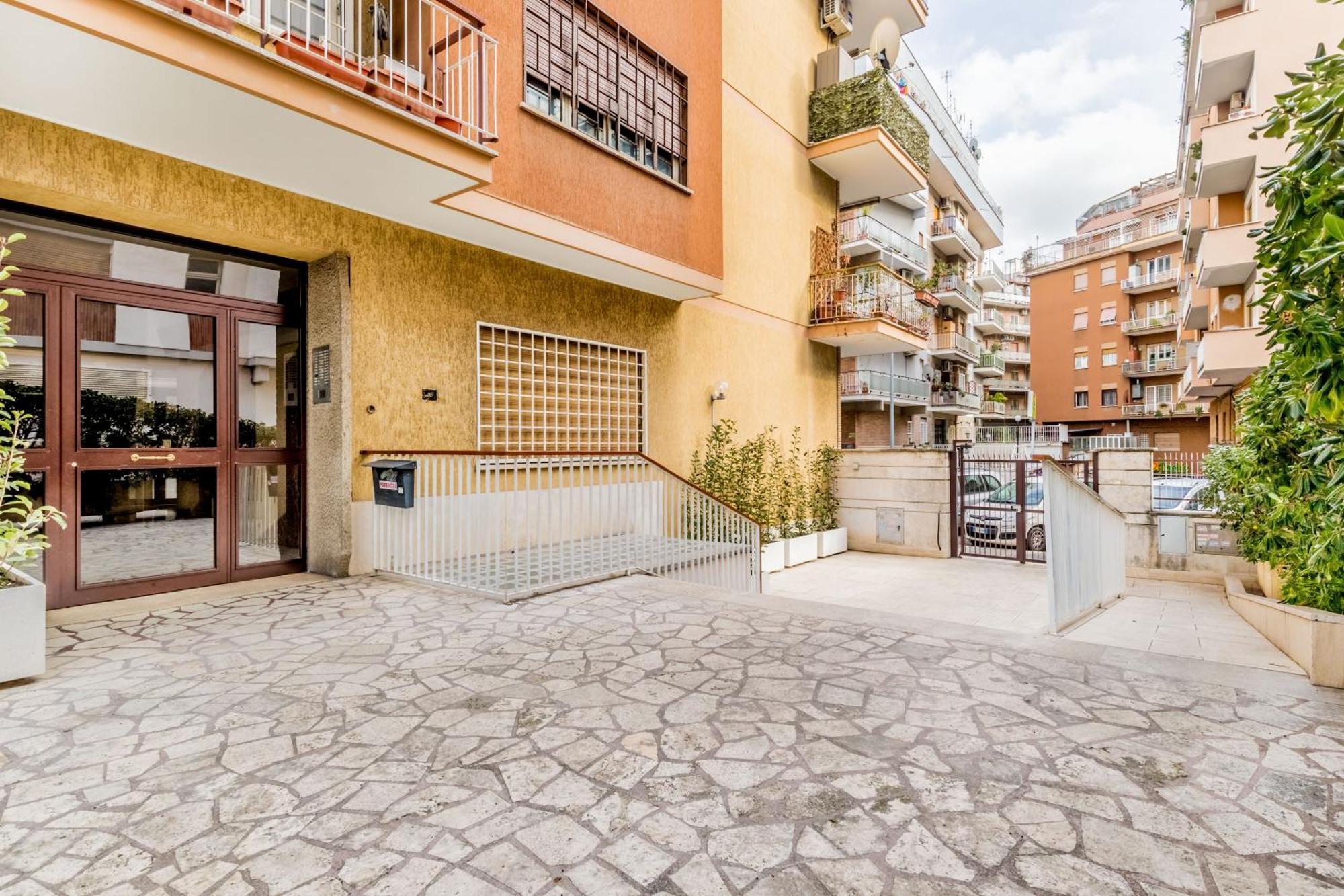 Retro Design Flat Near Vaticano * Rom