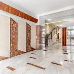 Retro Design Flat Near Vaticano