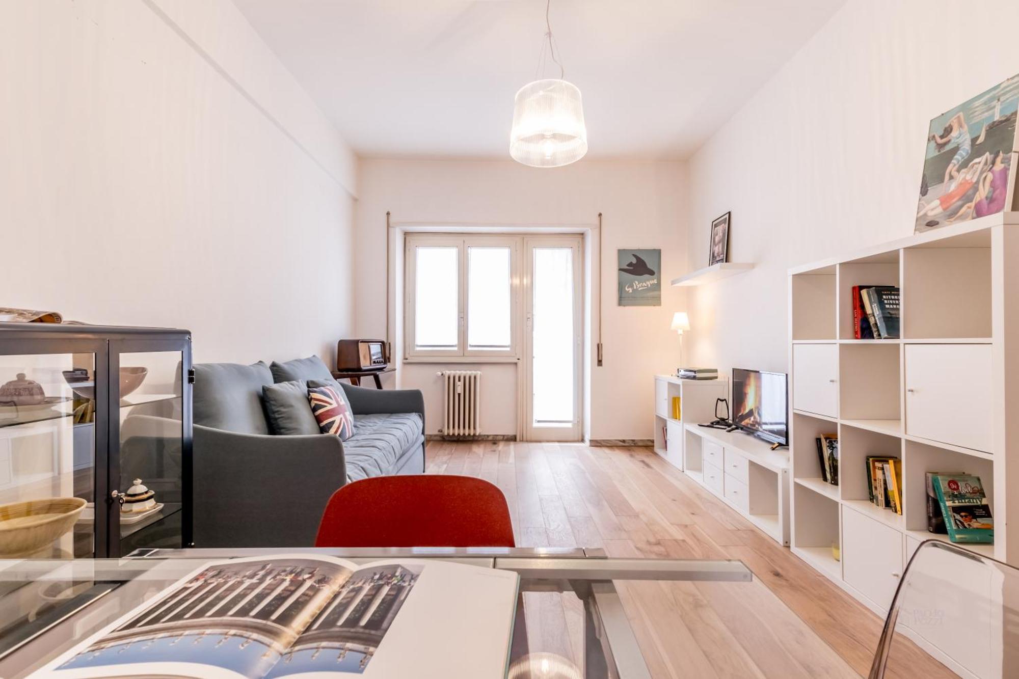 Retro Design Flat Near Vaticano Rom
