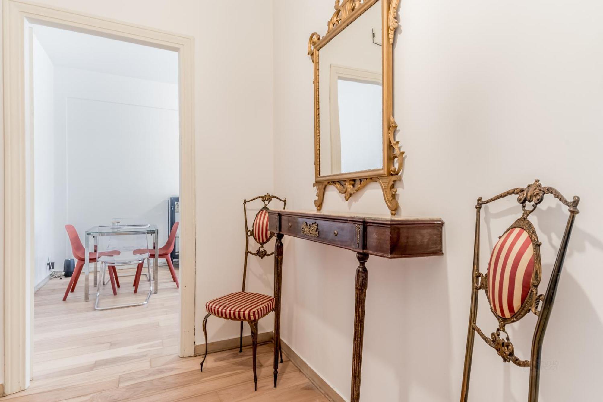 Retro Design Flat Near Vaticano *